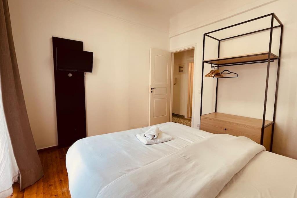 Daisy Apartment 15 Min To Acropolis Афины Экстерьер фото